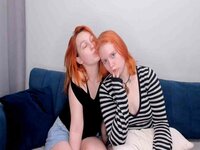 Webcam Nude with AinsleyAndHailey
