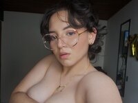Webcam Nude with IsabellaGarciala