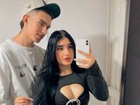 Webcam Nude with MelisaAndLogan