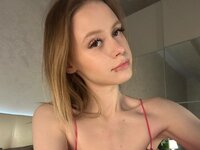 Webcam Nude with MoiraFlood