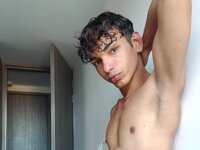 Webcam Nude with SamuelConnor